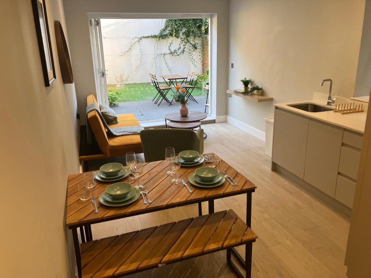 Spectacular 2 Bed Apartment With Lovely Terrace - 1 The Southwell London Exterior photo